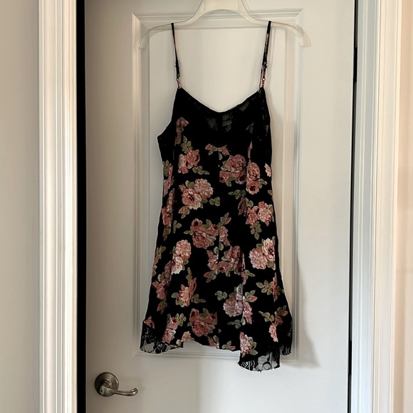 Rue21 Black, Pink, Green, White, Lace Insert Floral Slip Dress Size Large - Picture 1 of 9